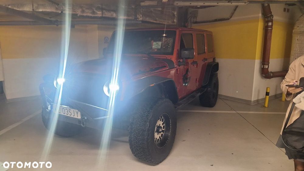 Jeep Wrangler Unlimited 3.8 Sahara - 13