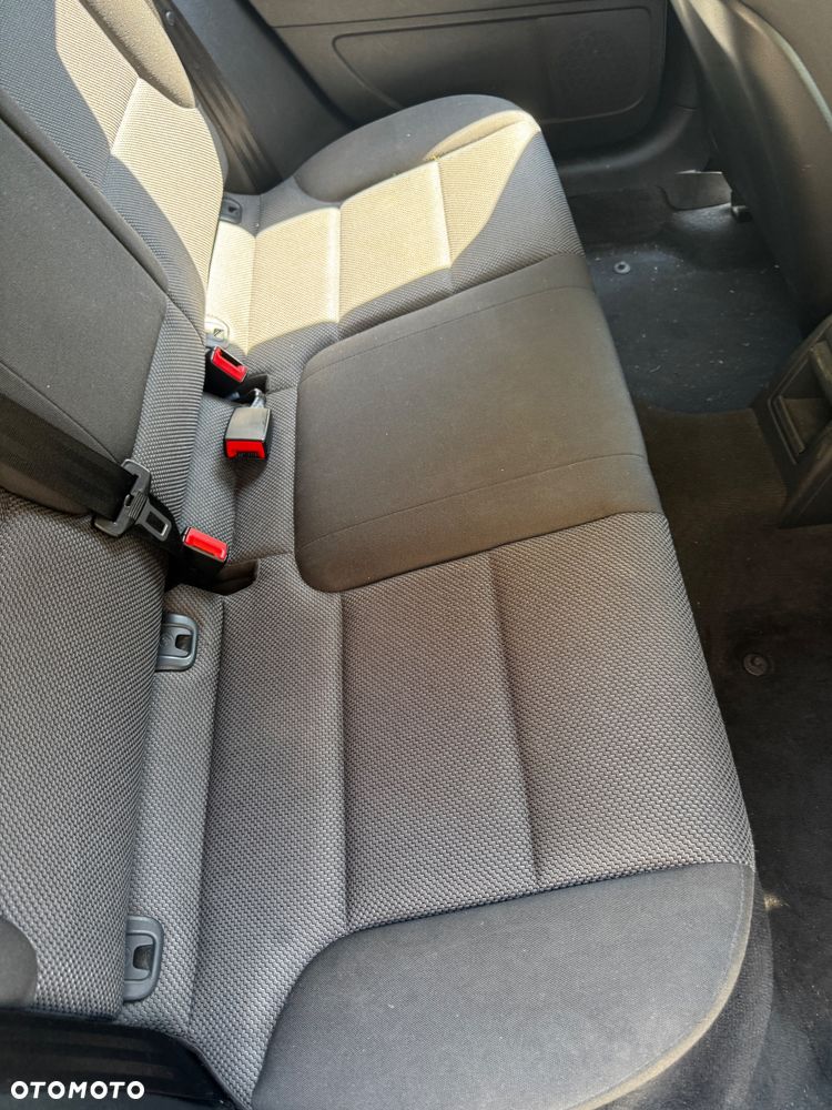 Audi A3 2.0 TDI DPF Ambiente - 24