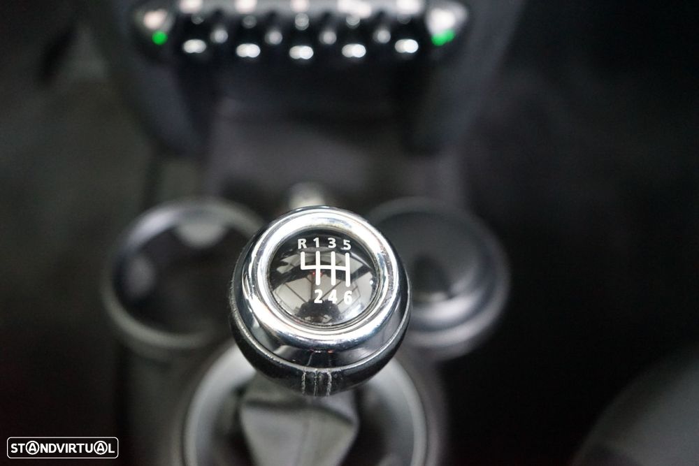 MINI Cabrio Cooper D - 26