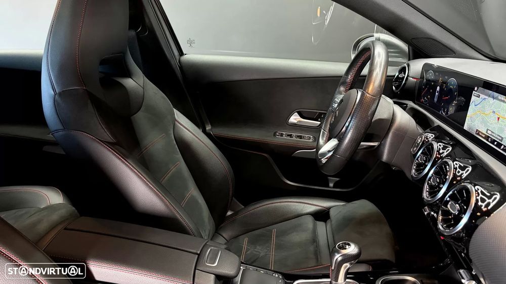 Mercedes-Benz A 200 AMG Line - 19