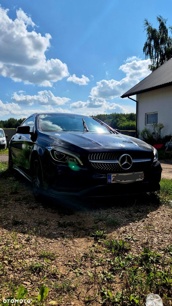 Mercedes-Benz CLA 180 7G-DCT AMG Line - 3