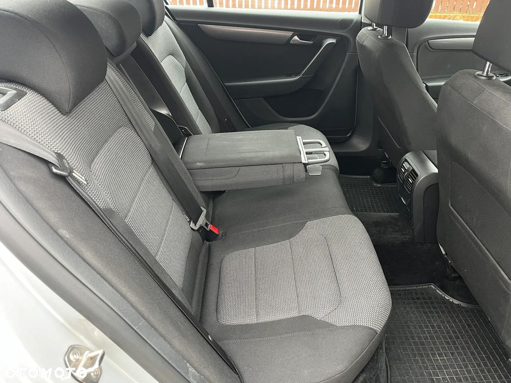 Volkswagen Passat 1.4 TSI Comfortline - 26