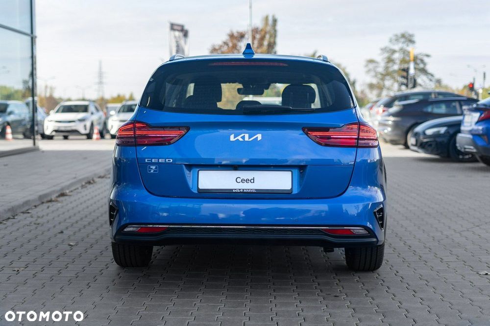 Kia Ceed - 5