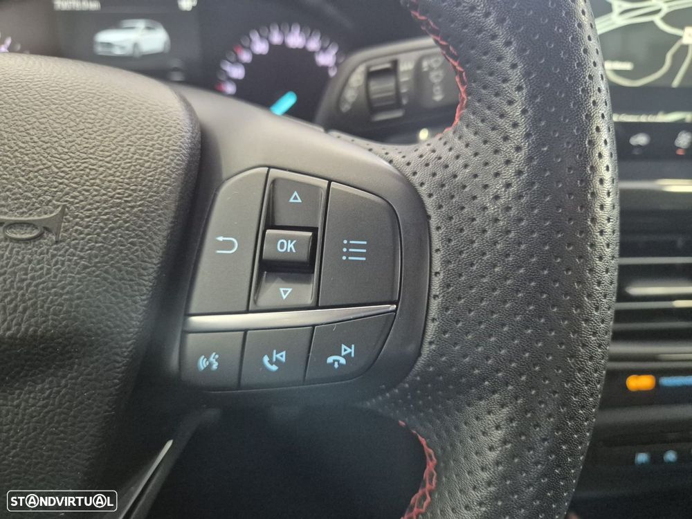 Ford Focus 1.0 EcoBoost MHEV ST-Line - 16