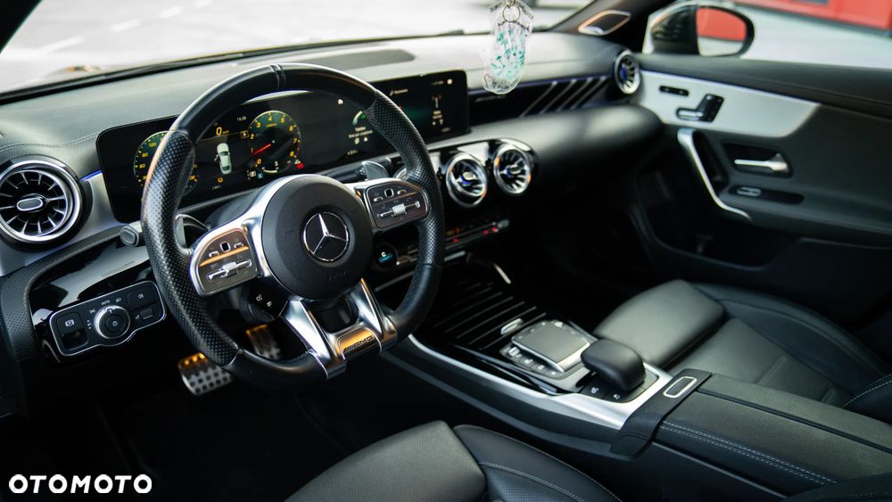Mercedes-Benz CLA AMG 45 4-Matic 8G-DCT - 9