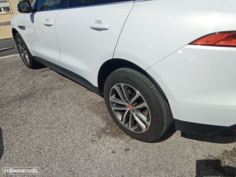Jaguar F-Pace 2.0 i4D Prestige - 7
