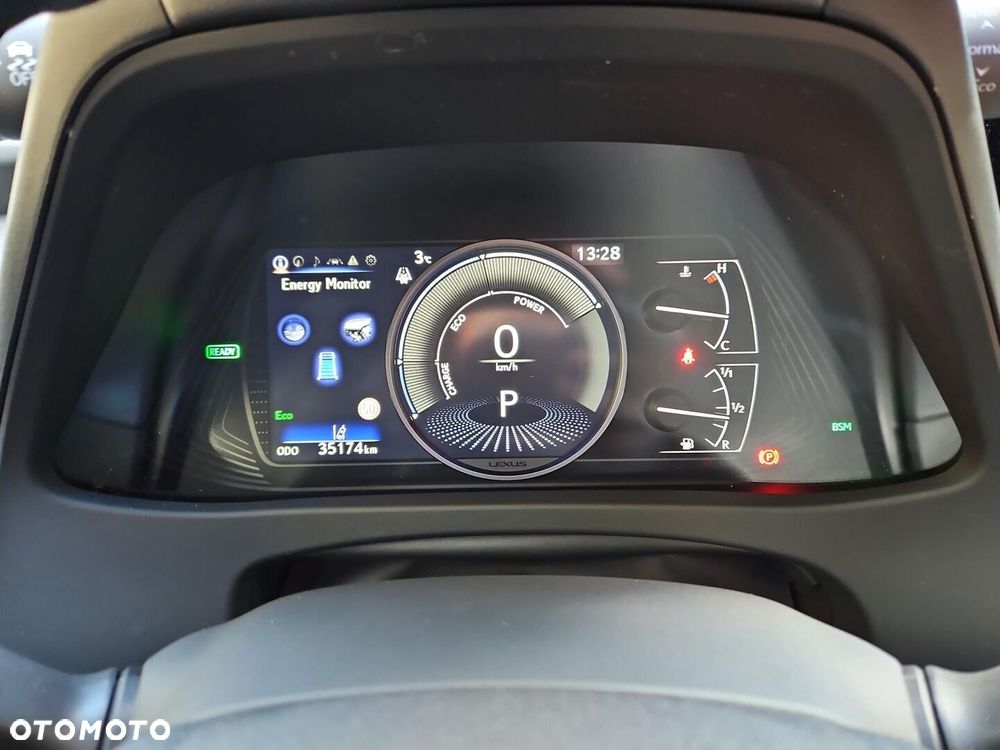 Lexus UX 250h GPF F Sport Design 2WD - 17