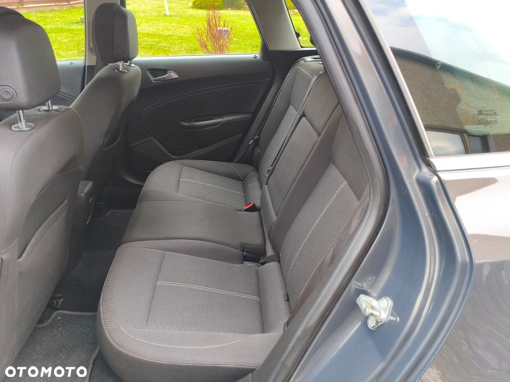Opel Astra - 8
