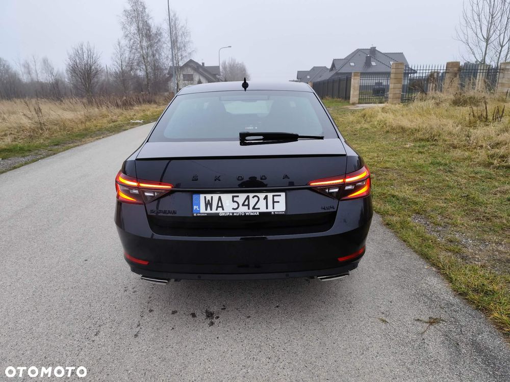 Skoda Superb 2.0 TSI 4x4 Sportline DSG - 4
