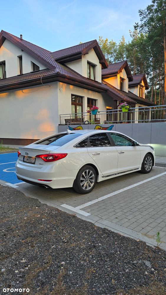 Hyundai Sonata - 3