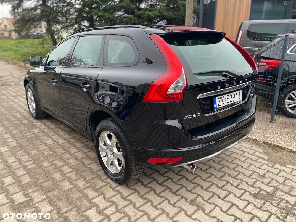 Volvo XC 60 D3 Geartronic Momentum - 9