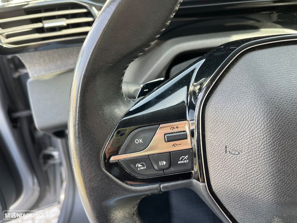 Peugeot 308 1.5 BlueHDi Allure Pack EAT8 - 29