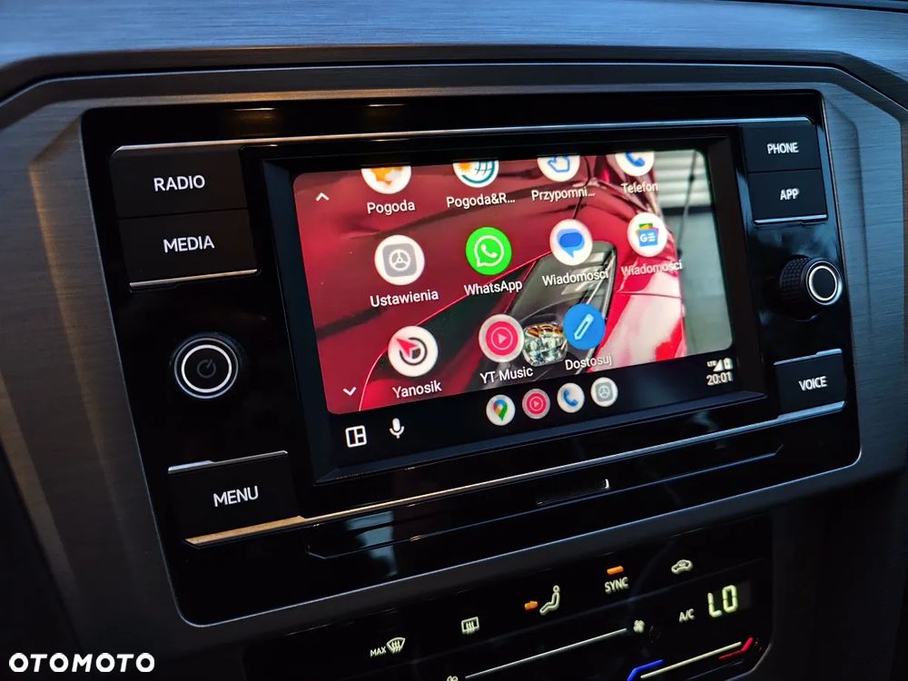 Volkswagen Passat - 9