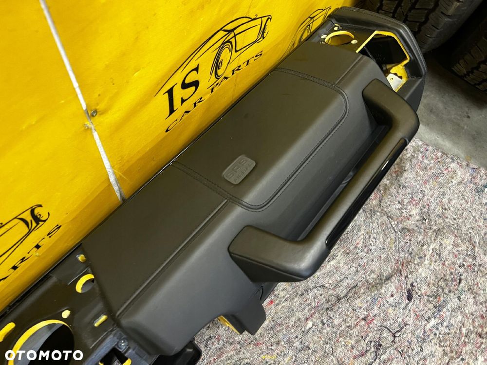 DESKA KOKPIT SKÓRA PASY PODUSZKI AIRBAG MERCEDES G63 AMG W463 LIFT LHD - 6