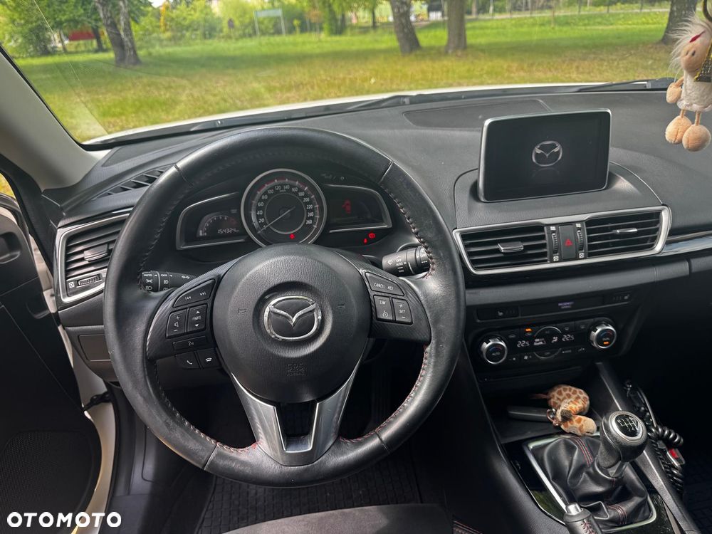 Mazda 3 - 8
