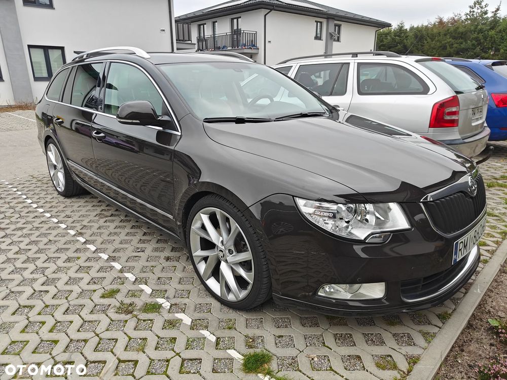 Skoda Superb 2.0 TDI Elegance DSG - 1