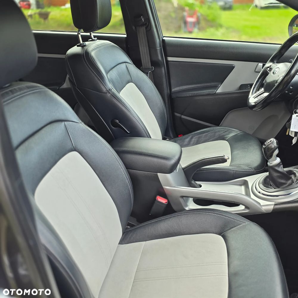 Kia Sportage 1.6 GDI Business Line L 2WD - 24