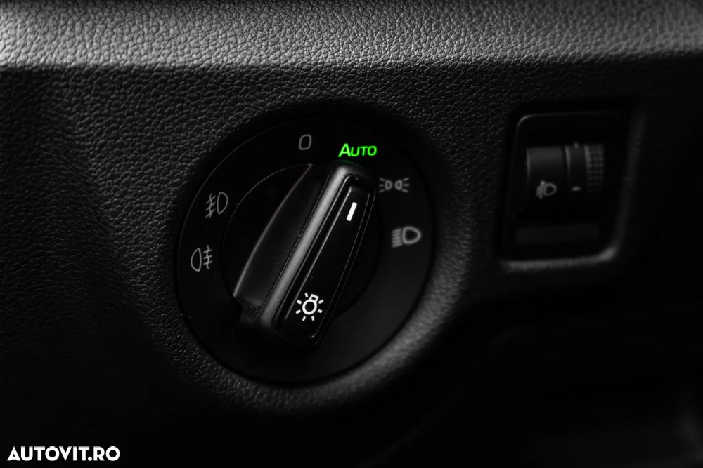 Skoda Kamiq 1.0 TSI DSG Selection - 34