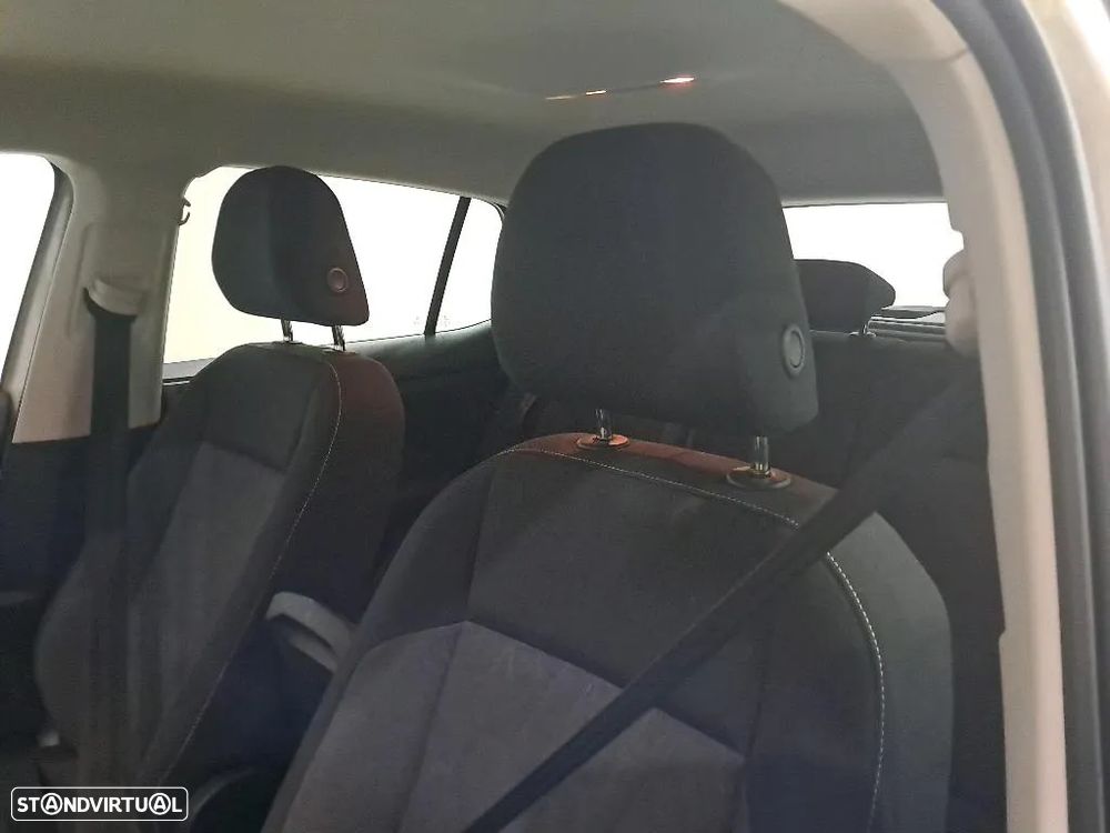 Nissan Juke 1.0 DIG-T Tekna DCT - 8