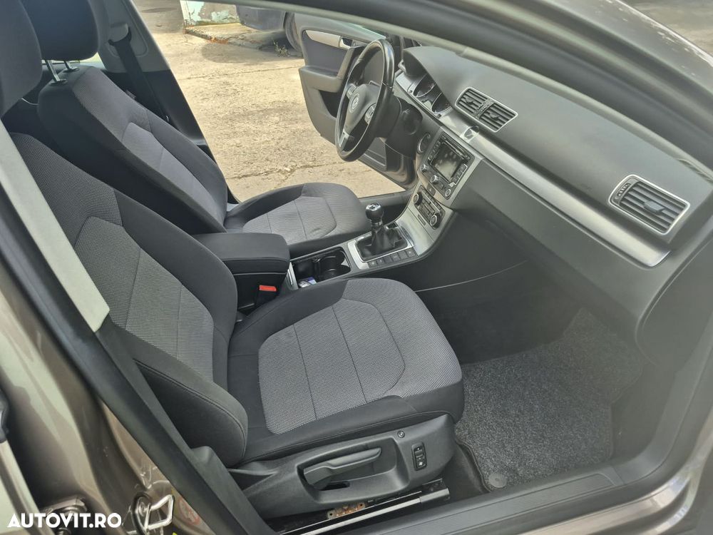 Volkswagen Passat 1.4 TSI BlueMotion Technology Business Edition - 12