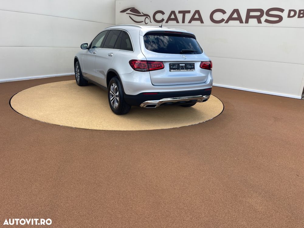Mercedes-Benz GLC 300 d 4MATIC 9G-TRONIC - 10