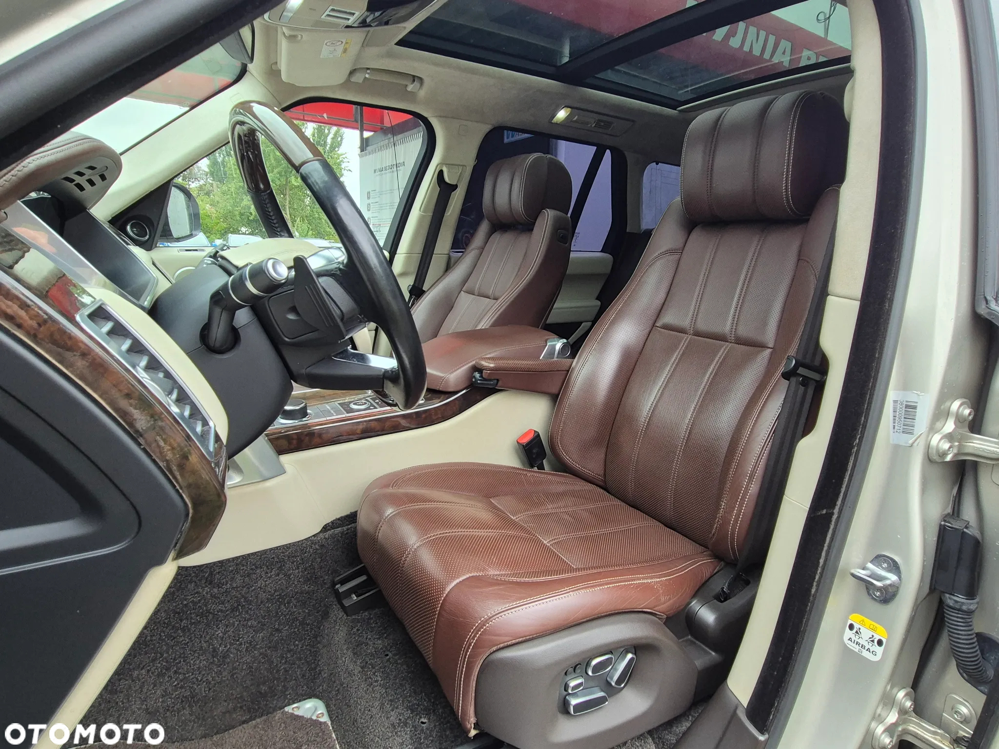 Land Rover Range Rover 4.4SD V8 LWB Vogue - 24