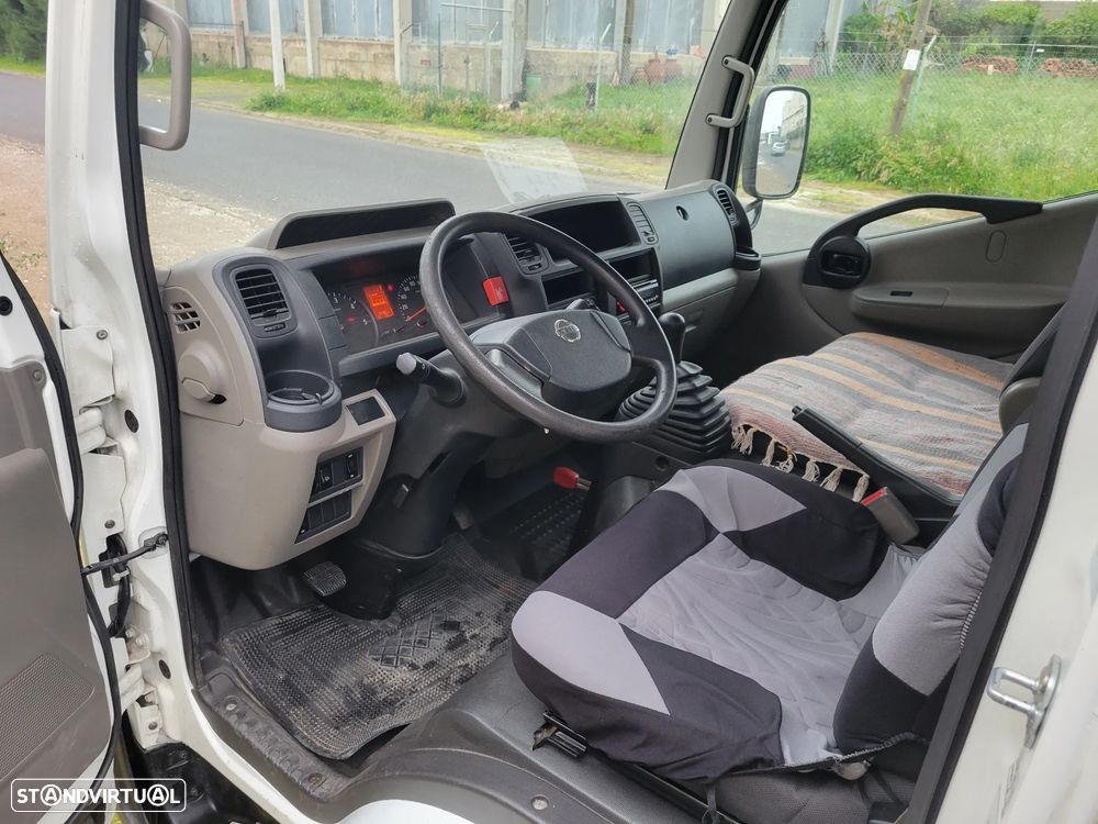 Nissan Cabstar NT400 - 12