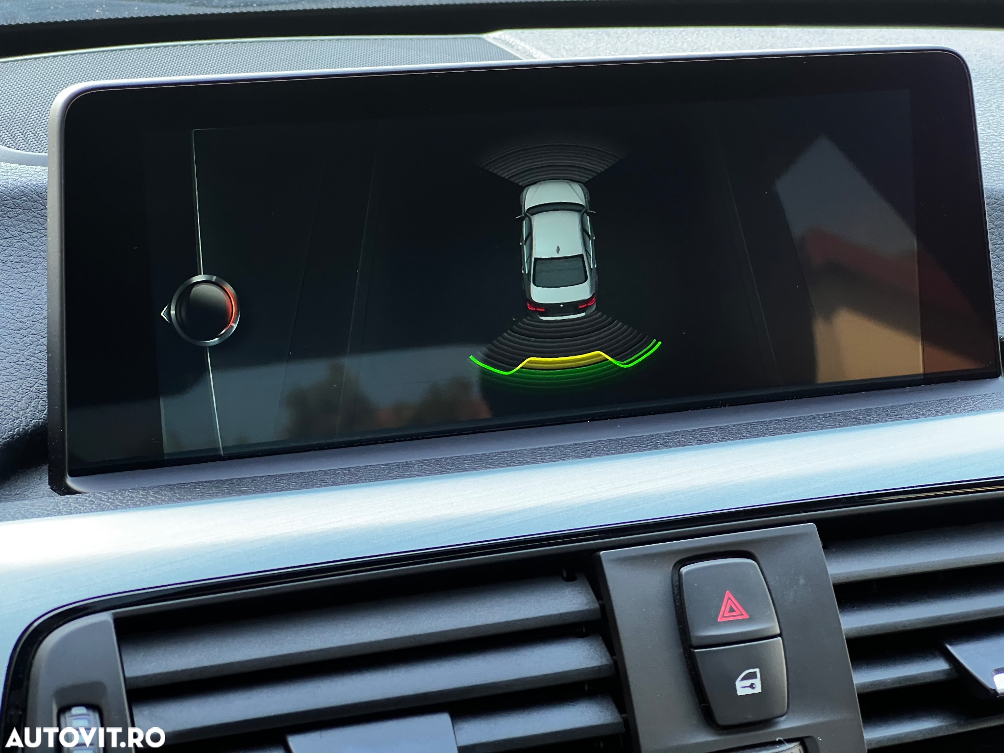 BMW Seria 3 330e AT PHEV - 34