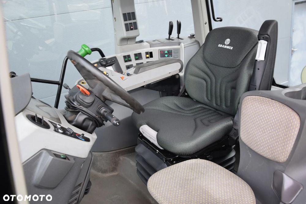 Claas Axion 850 - 13