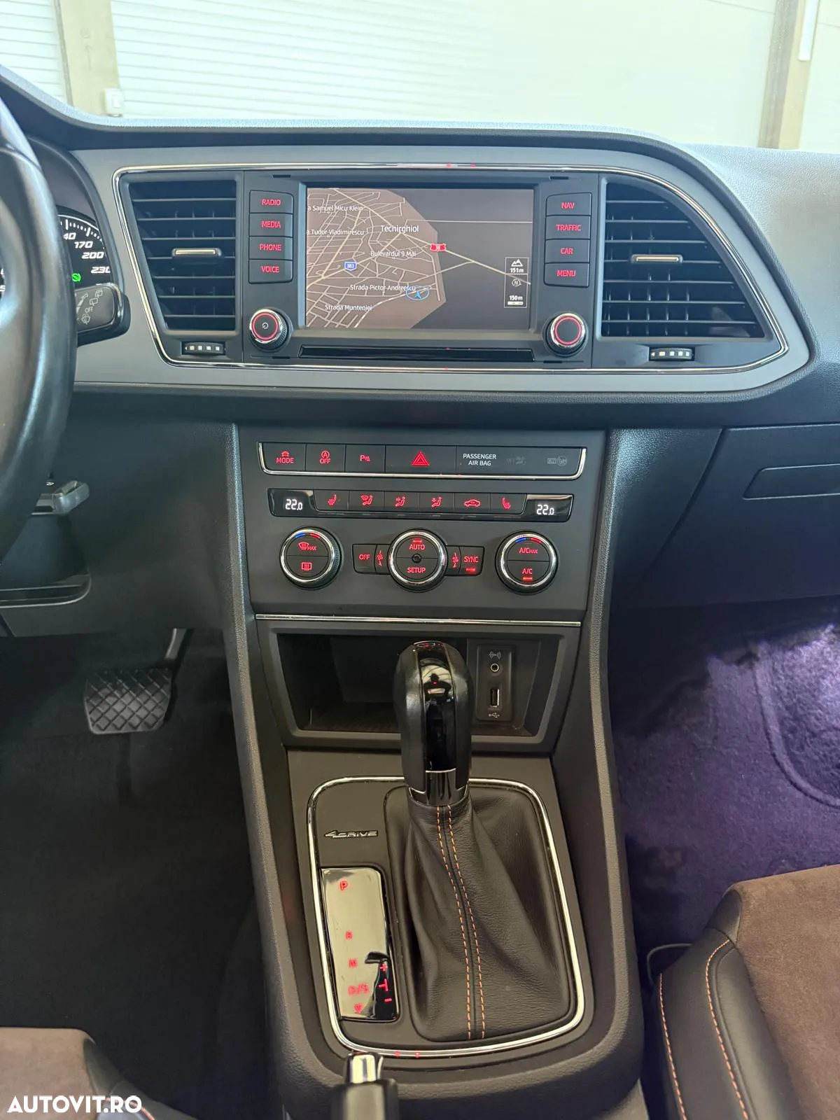 Seat Leon ST 2.0 TDI Start&Stop 4DRIVE X-PERIENCE DSG - 10