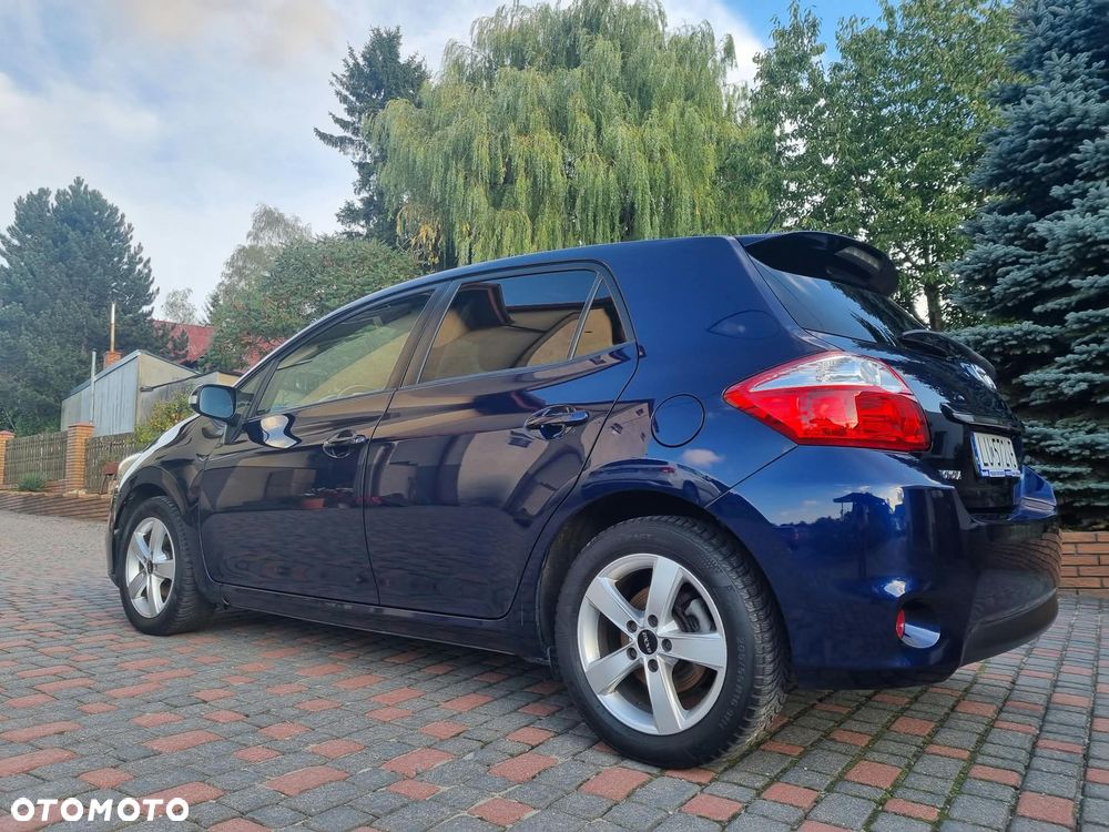 Toyota Auris 2010