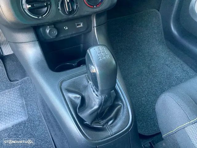 Citroën C3 1.2 PureTech Feel - 22