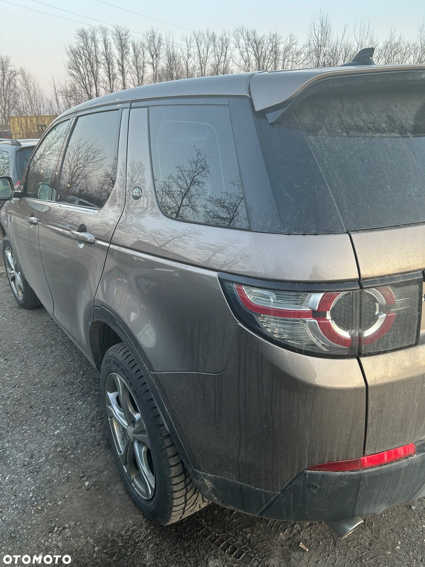Land Rover Discovery Sport - 16