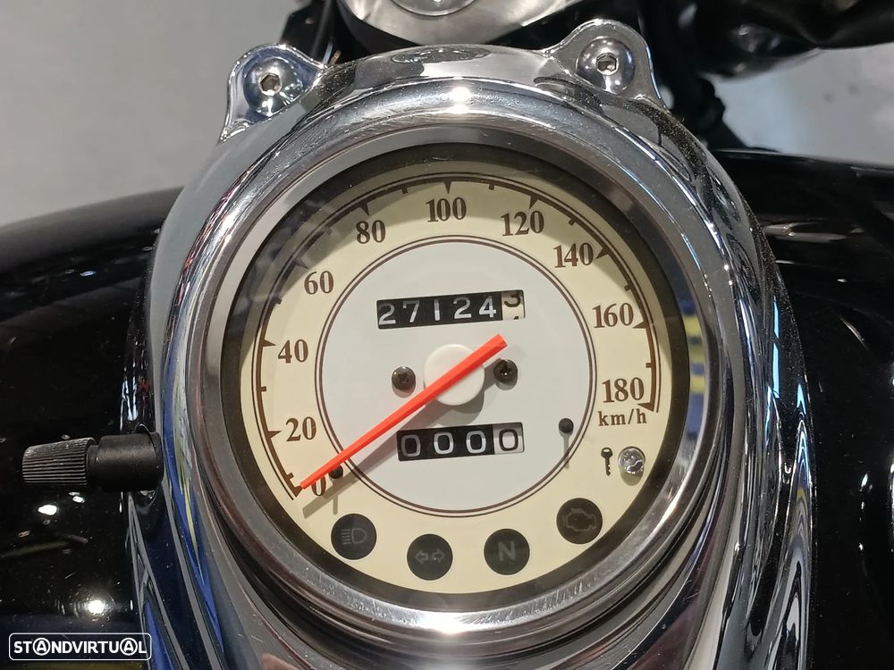 Yamaha Dragstar 650 - 8
