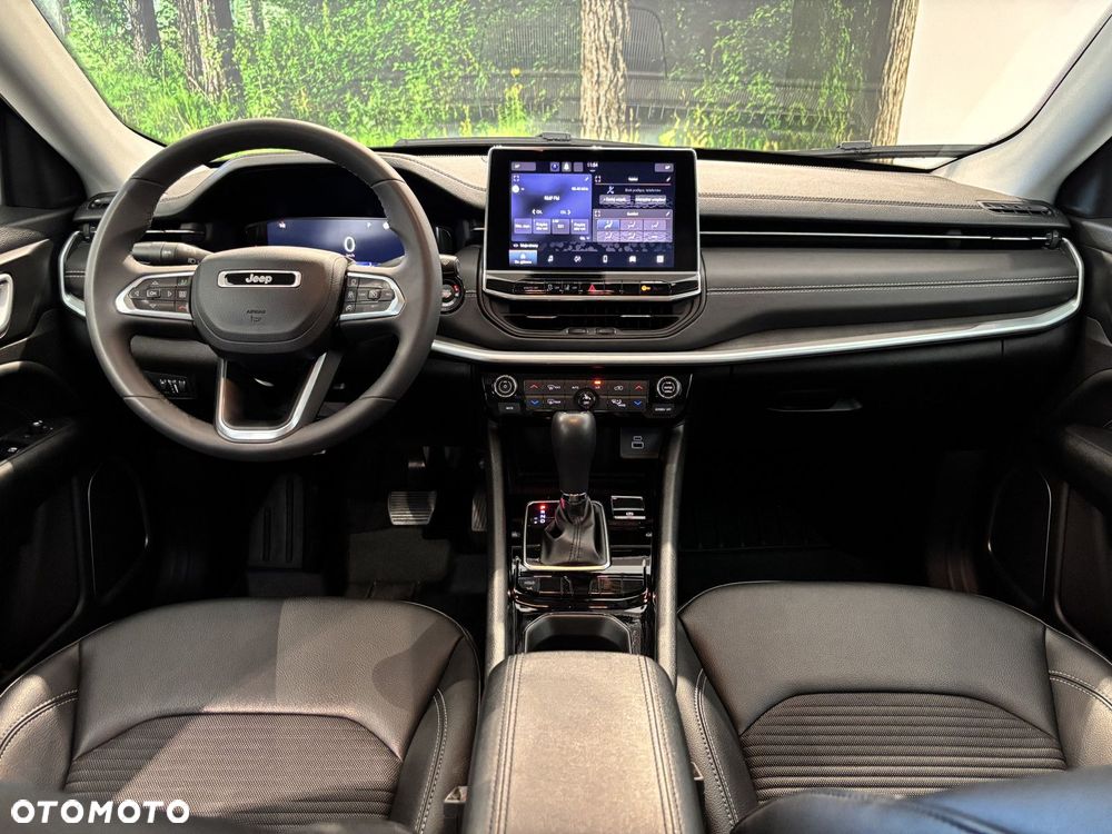 Jeep Compass - 14