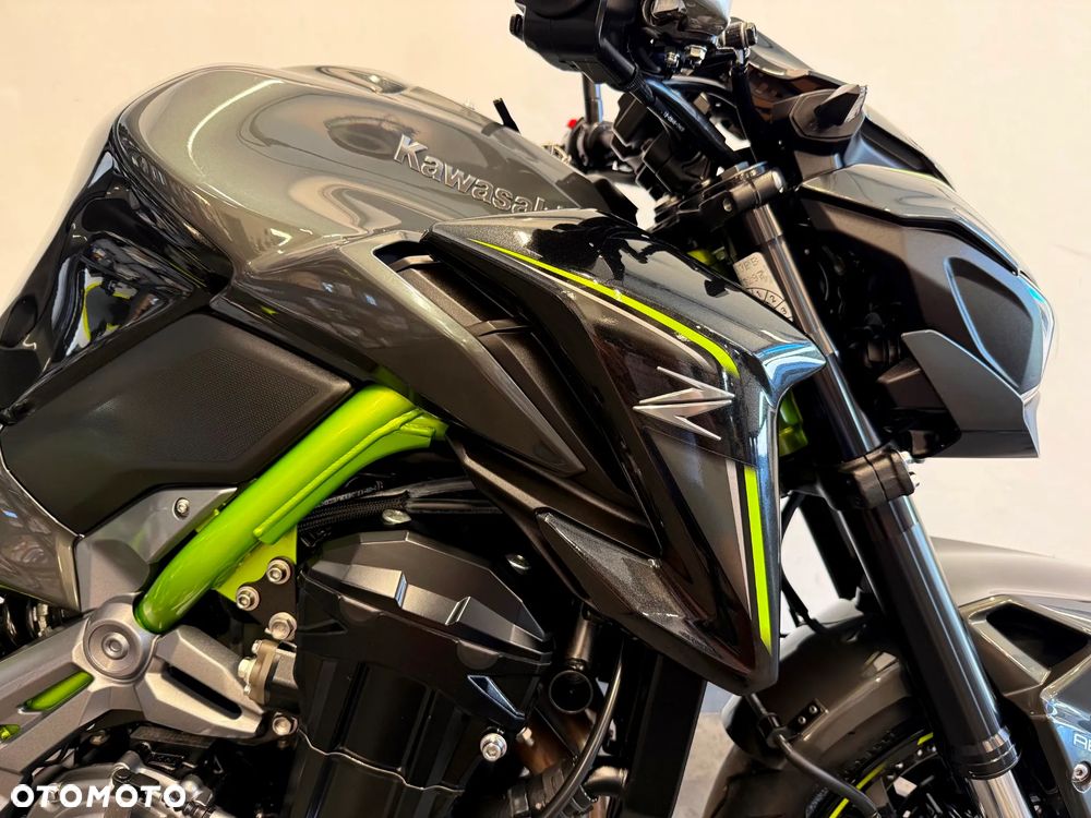 Kawasaki Z 900 - 32