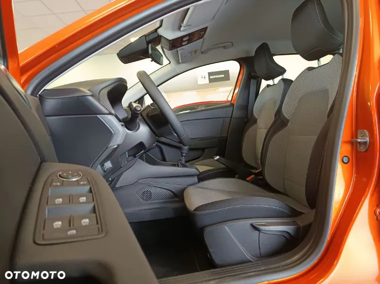 Renault Clio - 8