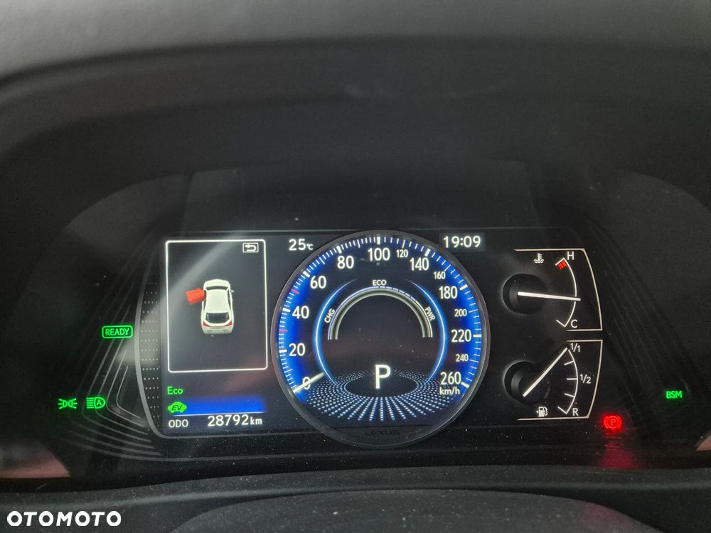 Lexus UX 250h Prestige 2WD - 11
