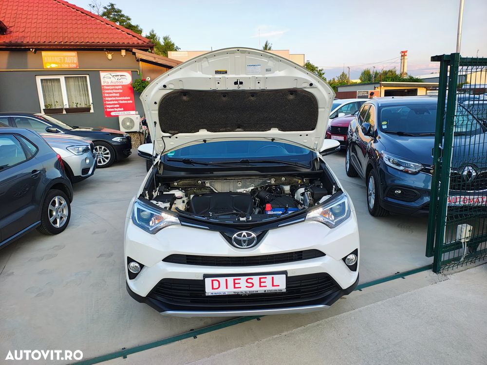 Toyota RAV4 2.0 D-4D 2WD Executive - 13