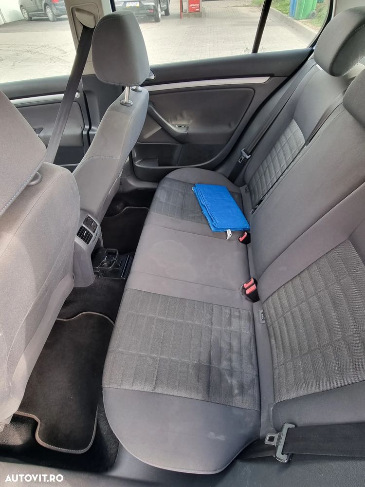 Volkswagen Golf 1.6 Edition - 12