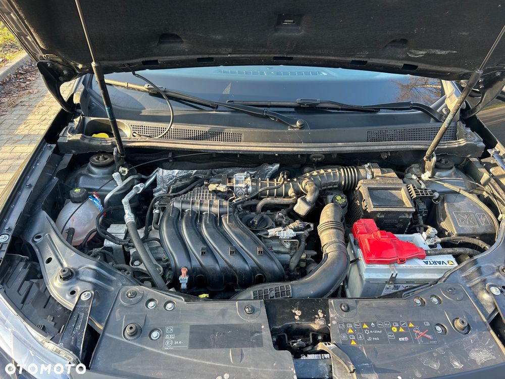 Dacia Duster 1.6 SCe Blackshadow S&S - 16