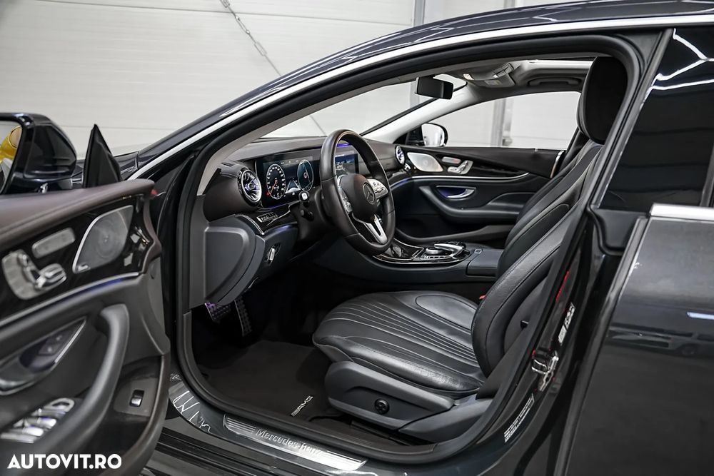 Mercedes-Benz CLS 350 d 4MATIC 9G-TRONIC AMG Line - 39