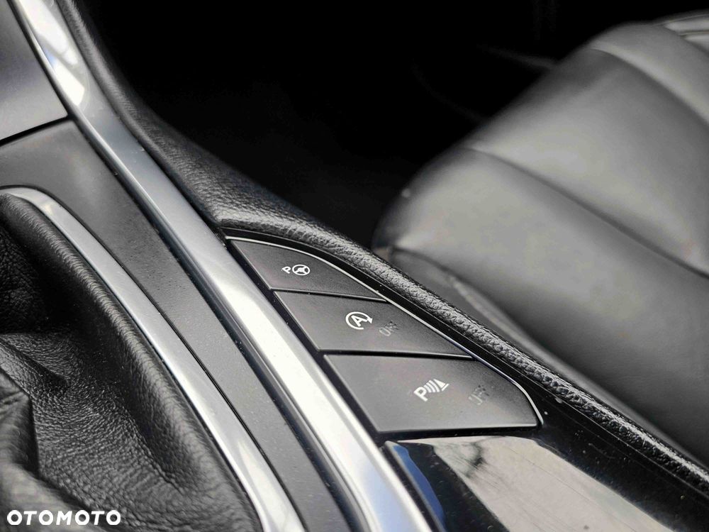 Ford Edge 2.0 TDCi Twin-Turbo 4WD Titanium - 25