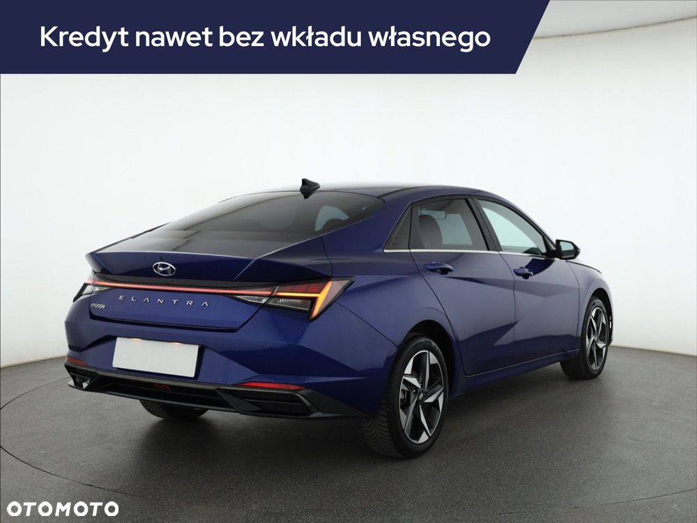 Hyundai Elantra - 7
