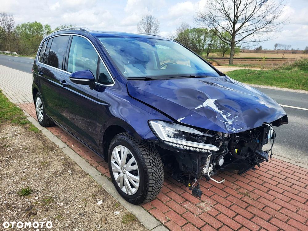 Volkswagen Touran 1.5 TSI ACT OPF DSG Highline - 6