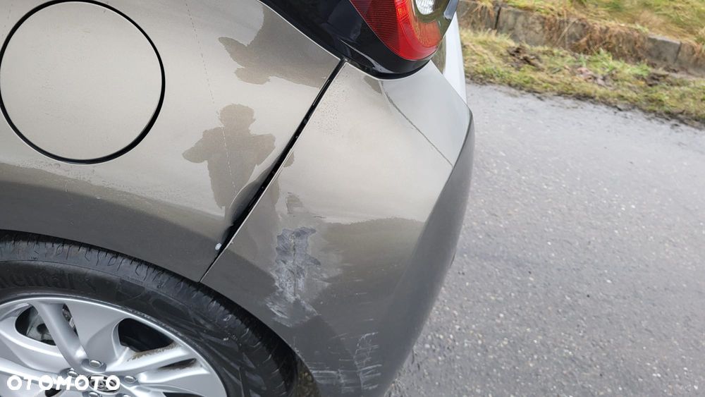 Toyota Yaris Hybrid 100 Active - 7