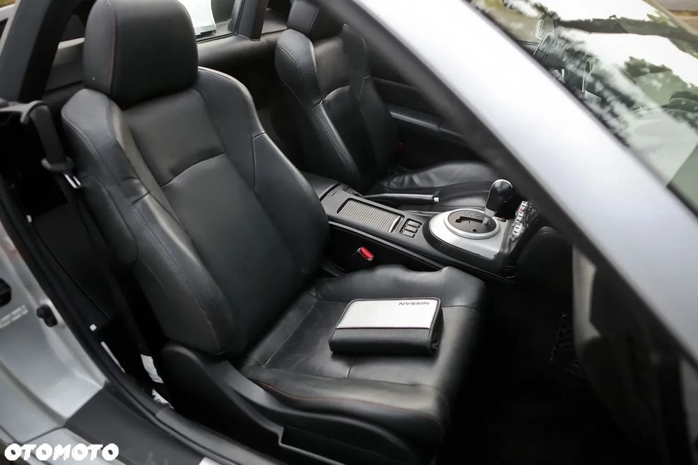 Nissan 350 Z - 26