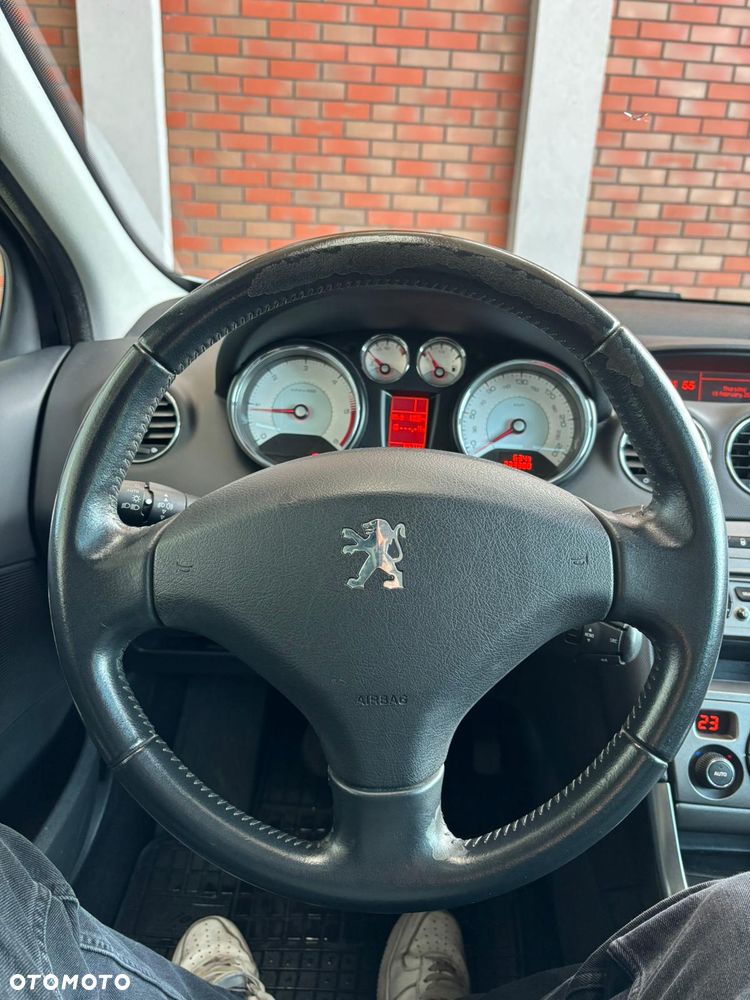 Peugeot 308 1.6 HDi Premium - 14