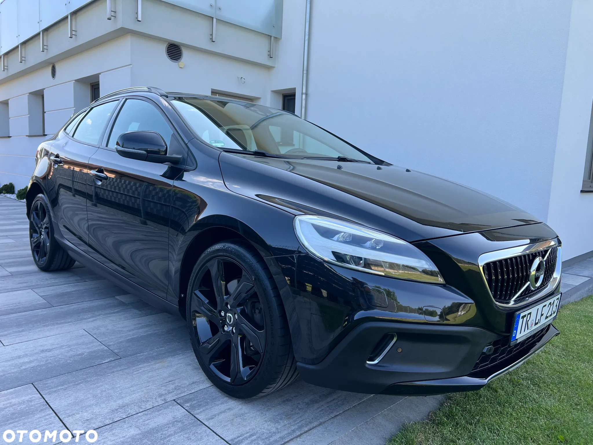 Volvo V40 Cross Country D4 Geartronic Momentum - 2