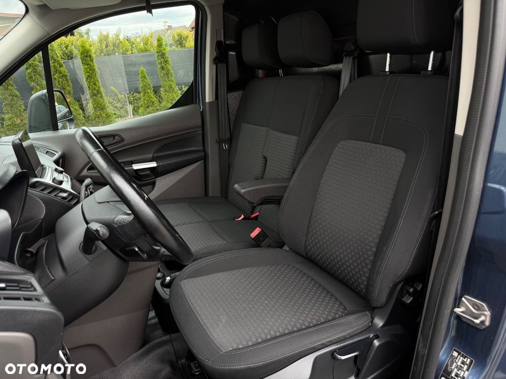 Ford Transit Connect - 18